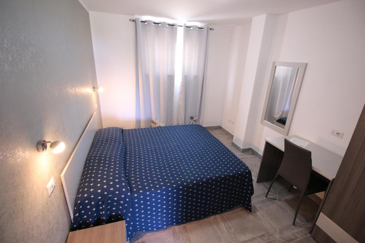Apartamento Chiaro Di Luna Santa Domenica Talao Exterior foto