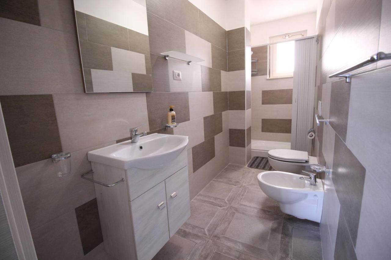 Apartamento Chiaro Di Luna Santa Domenica Talao Exterior foto