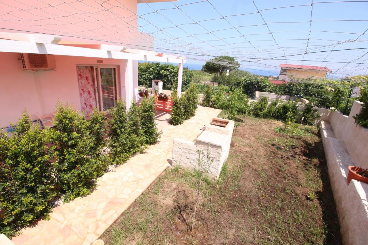 Apartamento Chiaro Di Luna Santa Domenica Talao Exterior foto