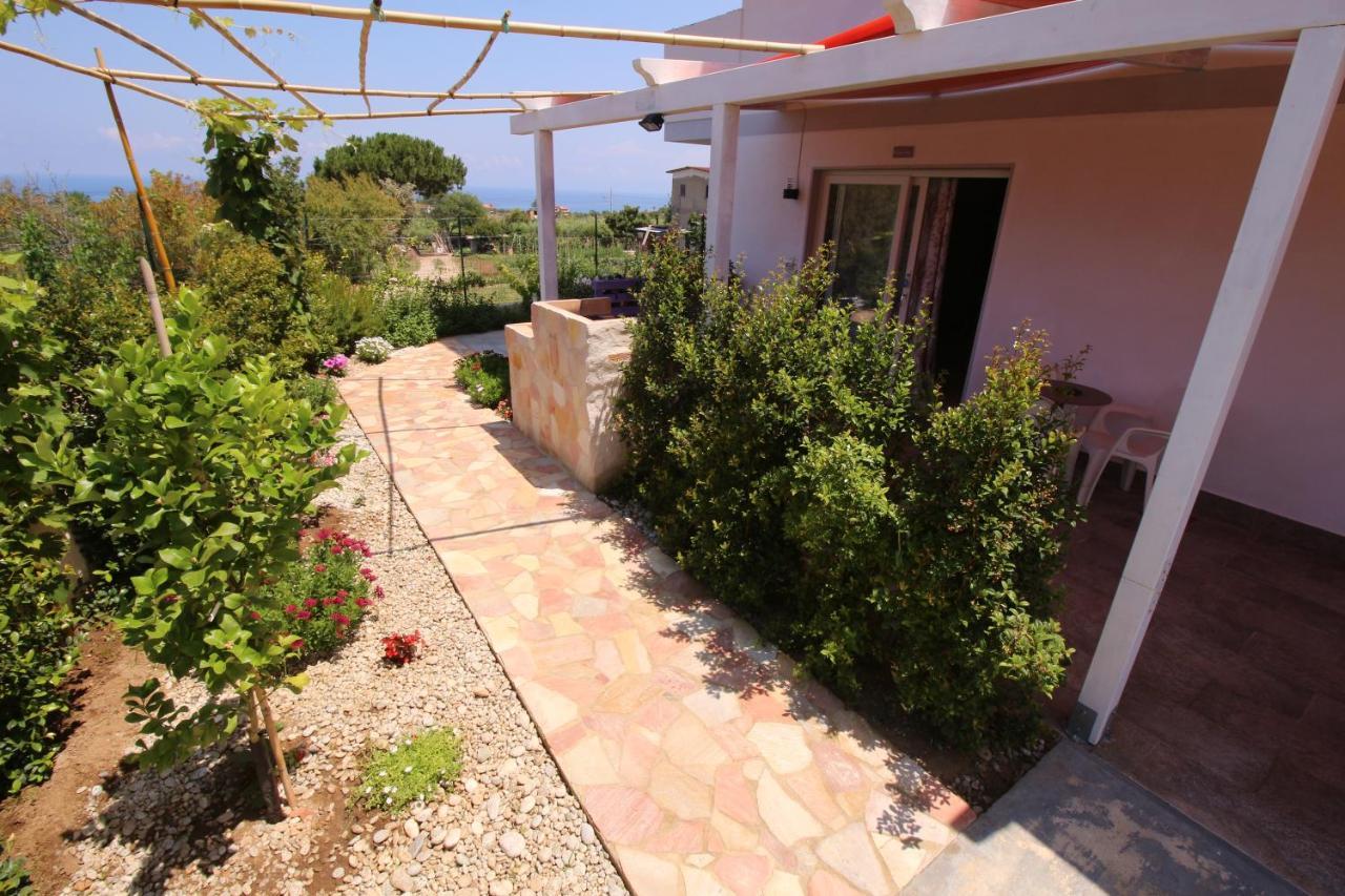 Apartamento Chiaro Di Luna Santa Domenica Talao Exterior foto
