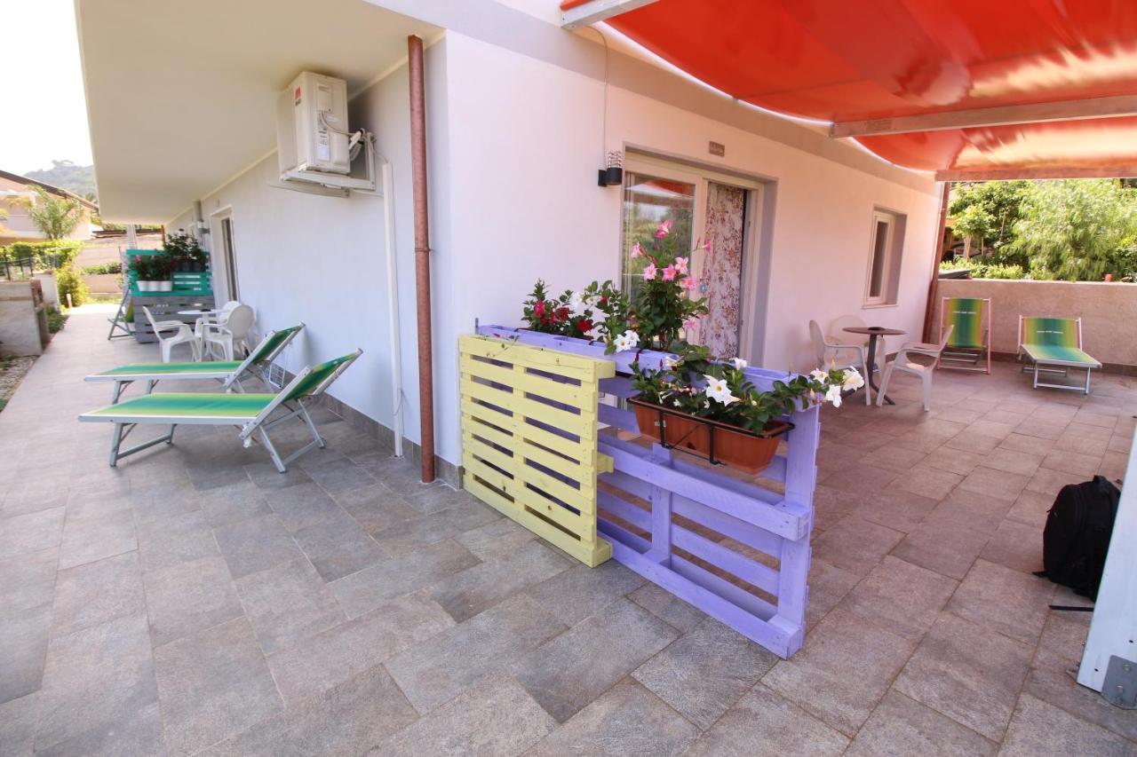 Apartamento Chiaro Di Luna Santa Domenica Talao Exterior foto